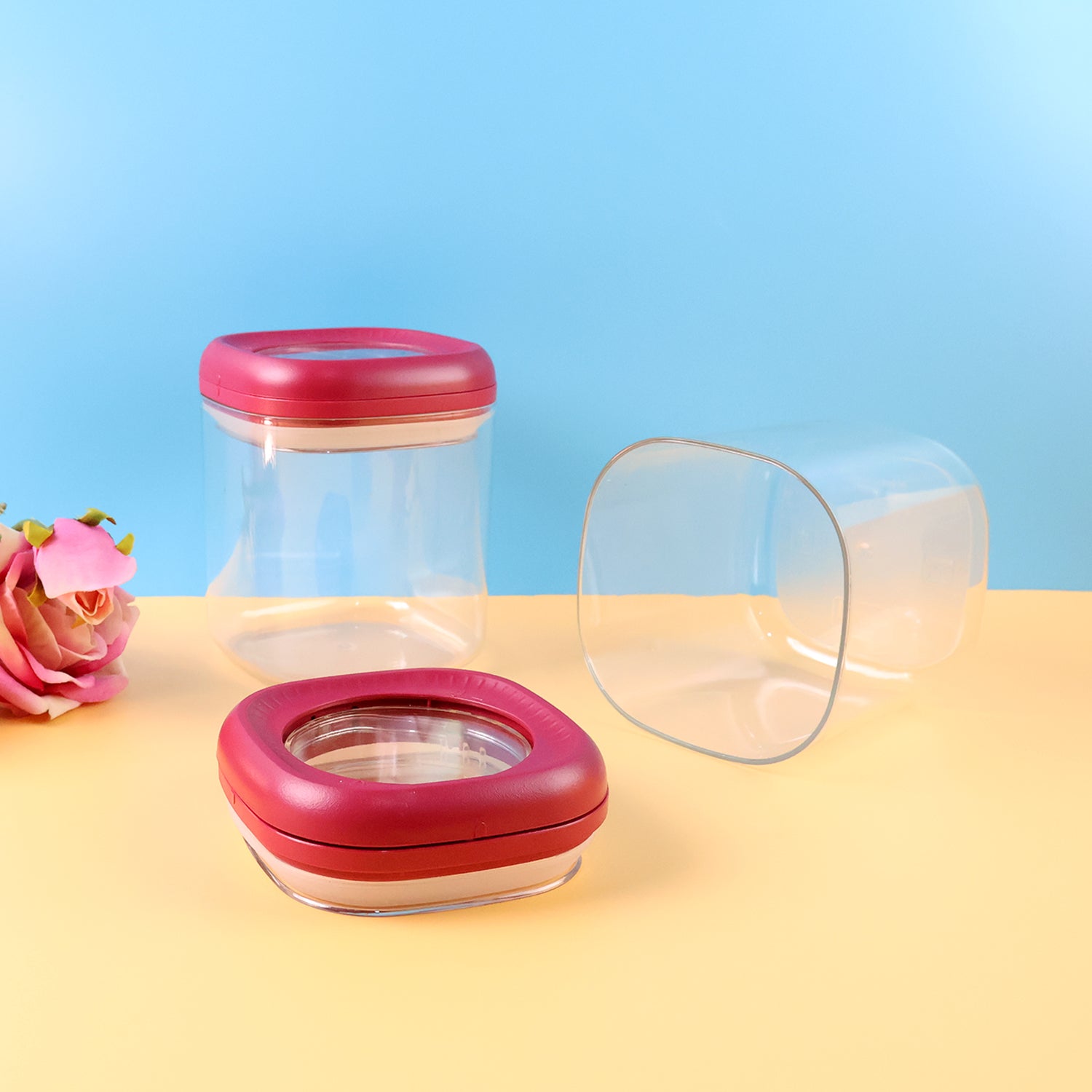 Supermom Transparent Twist Lock Kitchen Storage Container Set (Approx 800ML & 2Pc) Supermom Transparent Twist Lock Kitchen Storage Container Set (Approx 800ML & 2Pc)